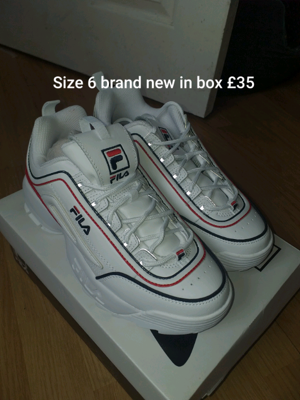 white fila trainers size 6